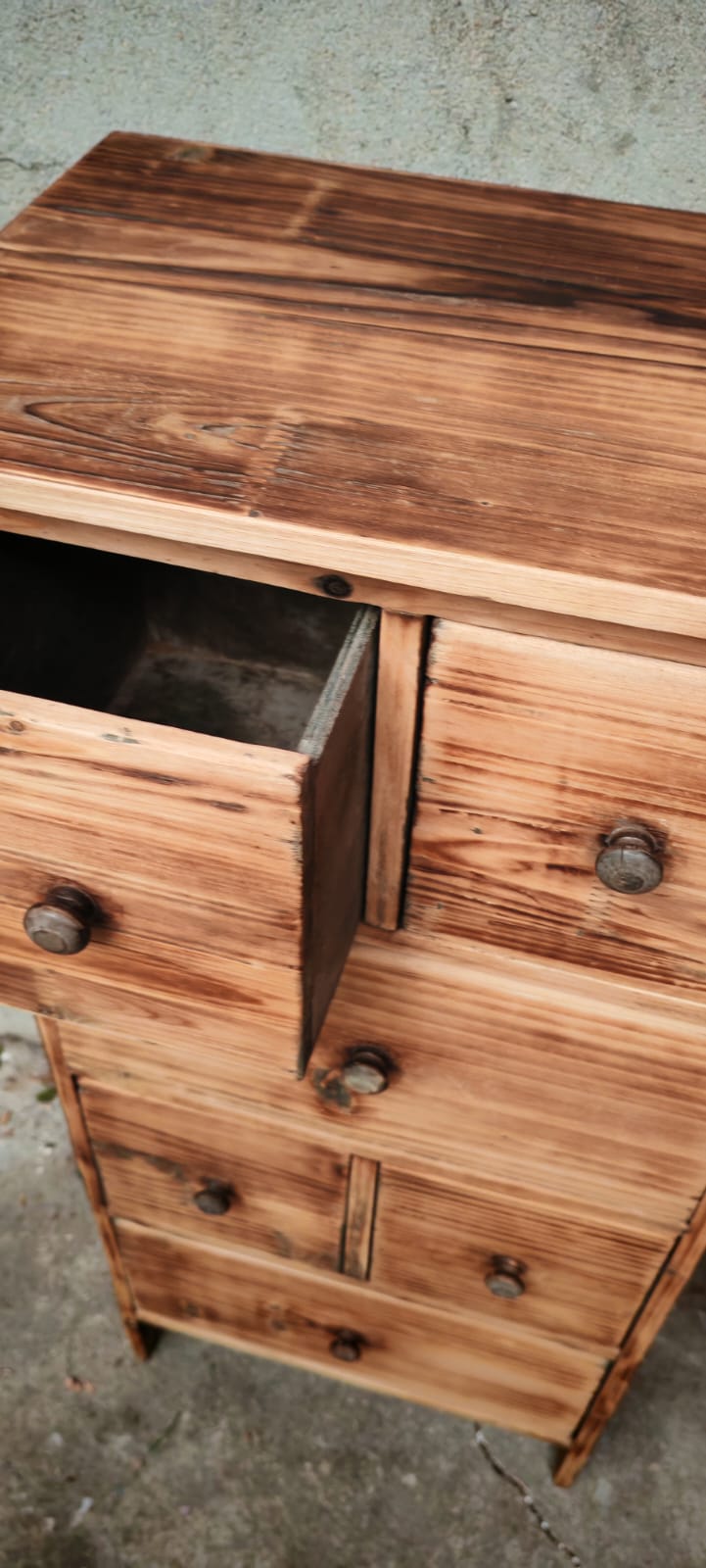 Pair of week drawers