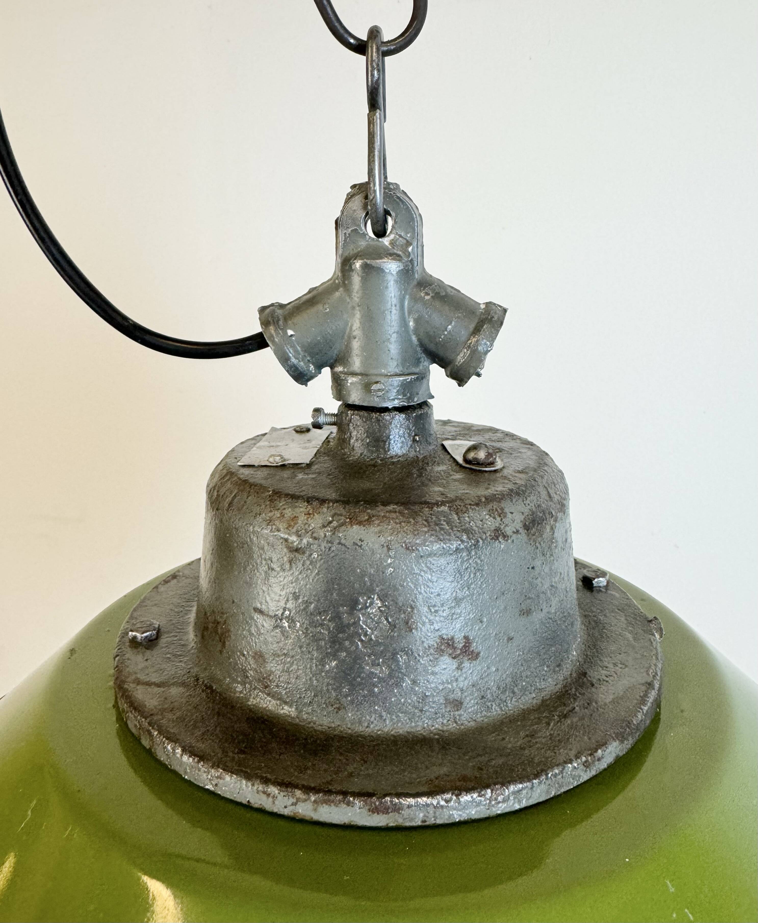 Green Enamel and Cast Iron Industrial Pendant Light, 1960s
