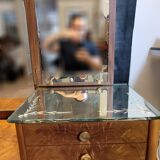 Venetian hairdresser with triptych mirror