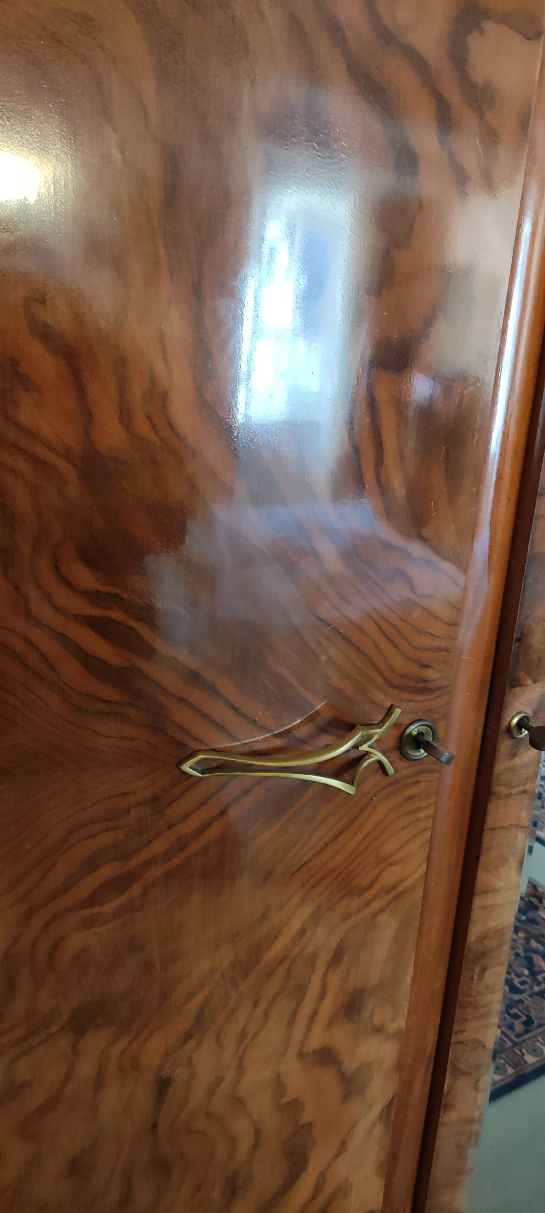 Armoire en merisier