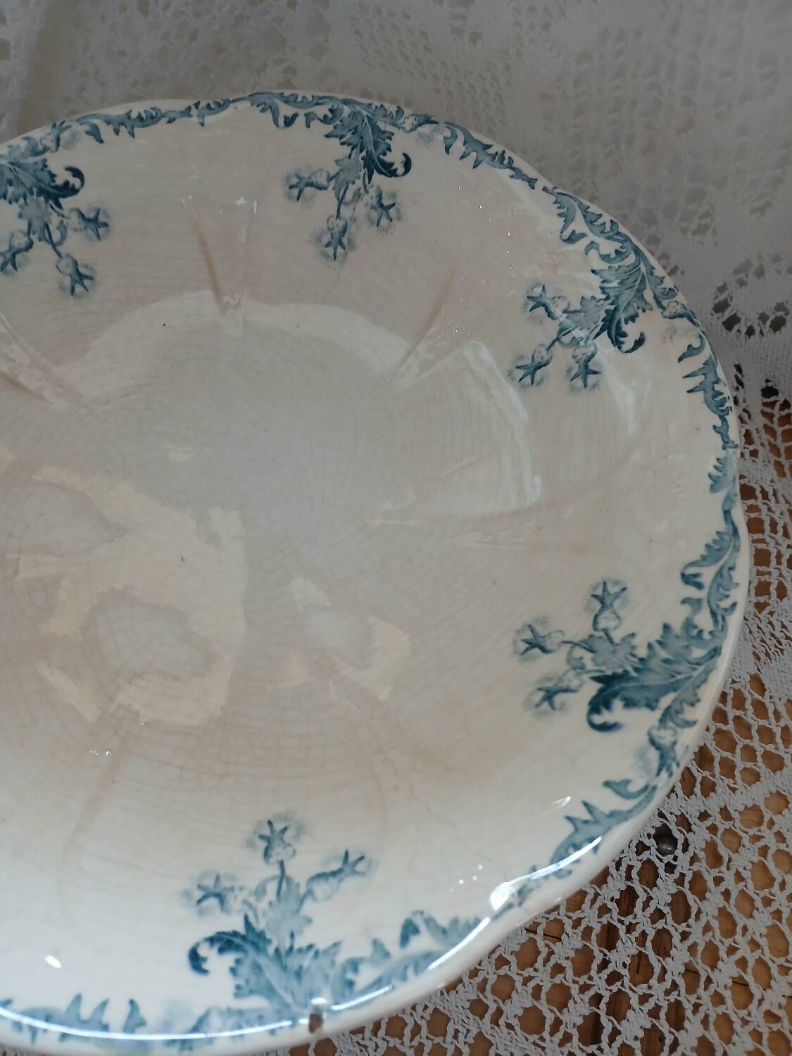 Longwy iron earth dinnerware set