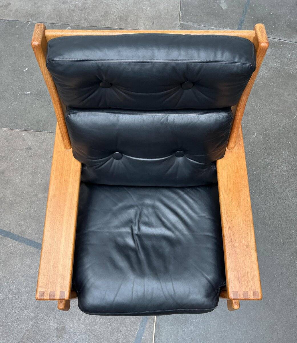 Mid-Century lounge chair model Bonanza with a high back in leather by Esko Pajamies for Asko, Finland, 1960s.