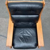 Mid-Century lounge chair model Bonanza with a high back in leather by Esko Pajamies for Asko, Finland, 1960s.