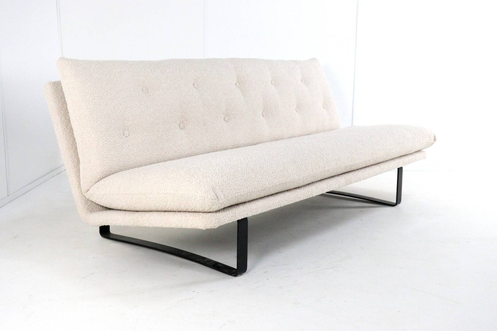 Kho Liang Ie Artifort sofa C684 - new upholstery teddy fabric