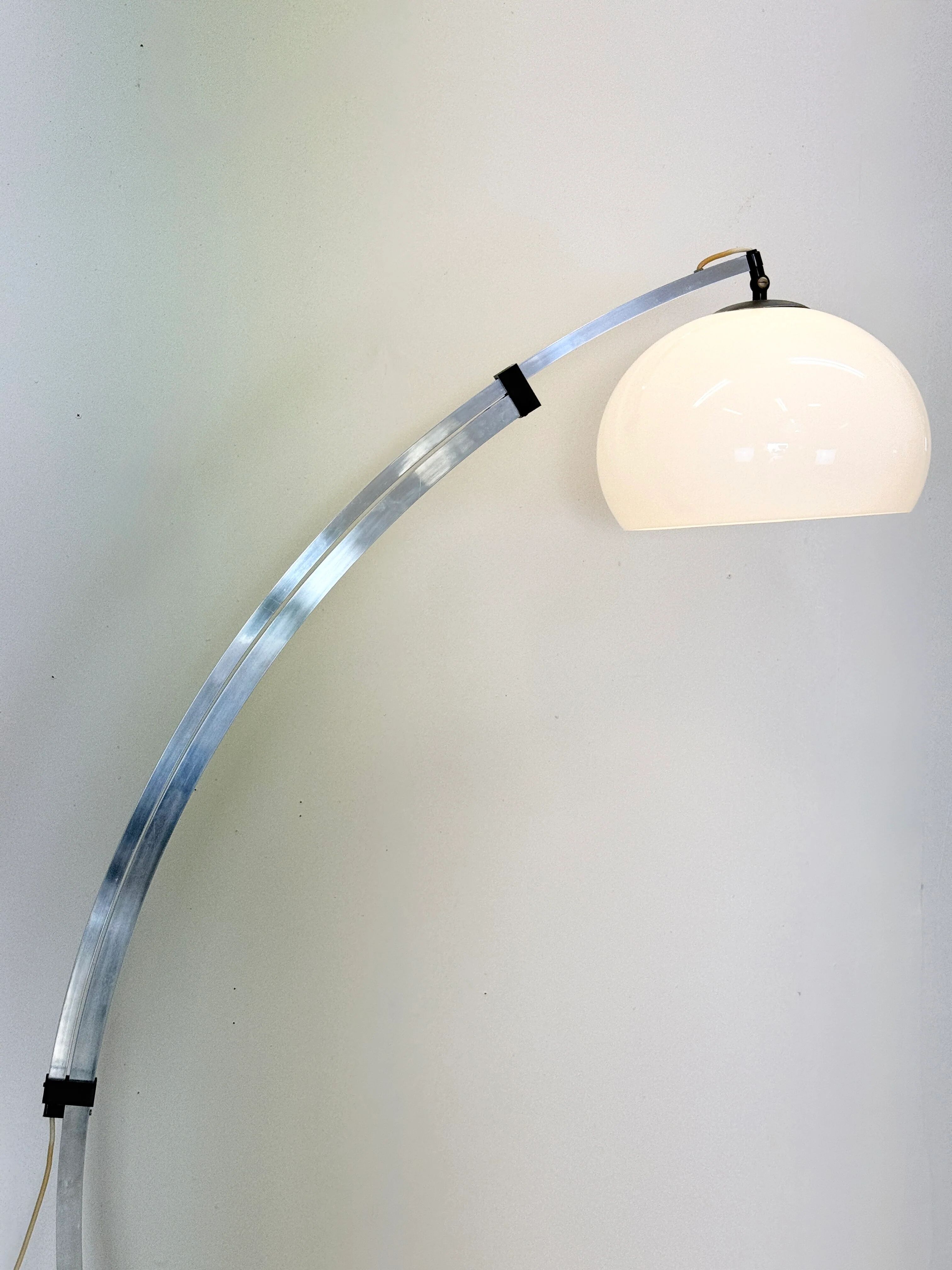 Telescopic "arc" floor lamp — Guzzini, Italy, 1970s