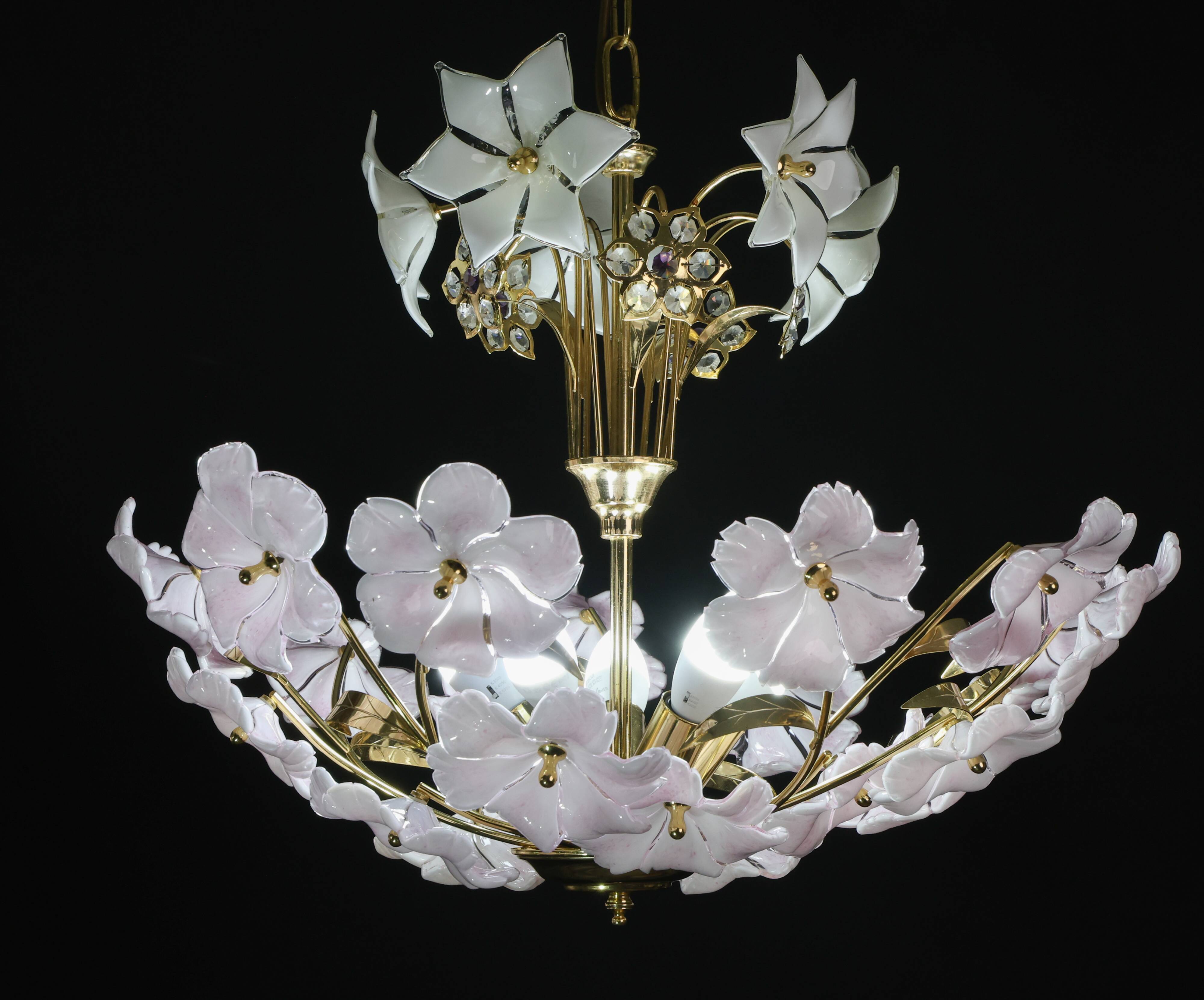 Charming Murano Vintage Chandelier White and Pink Flowers