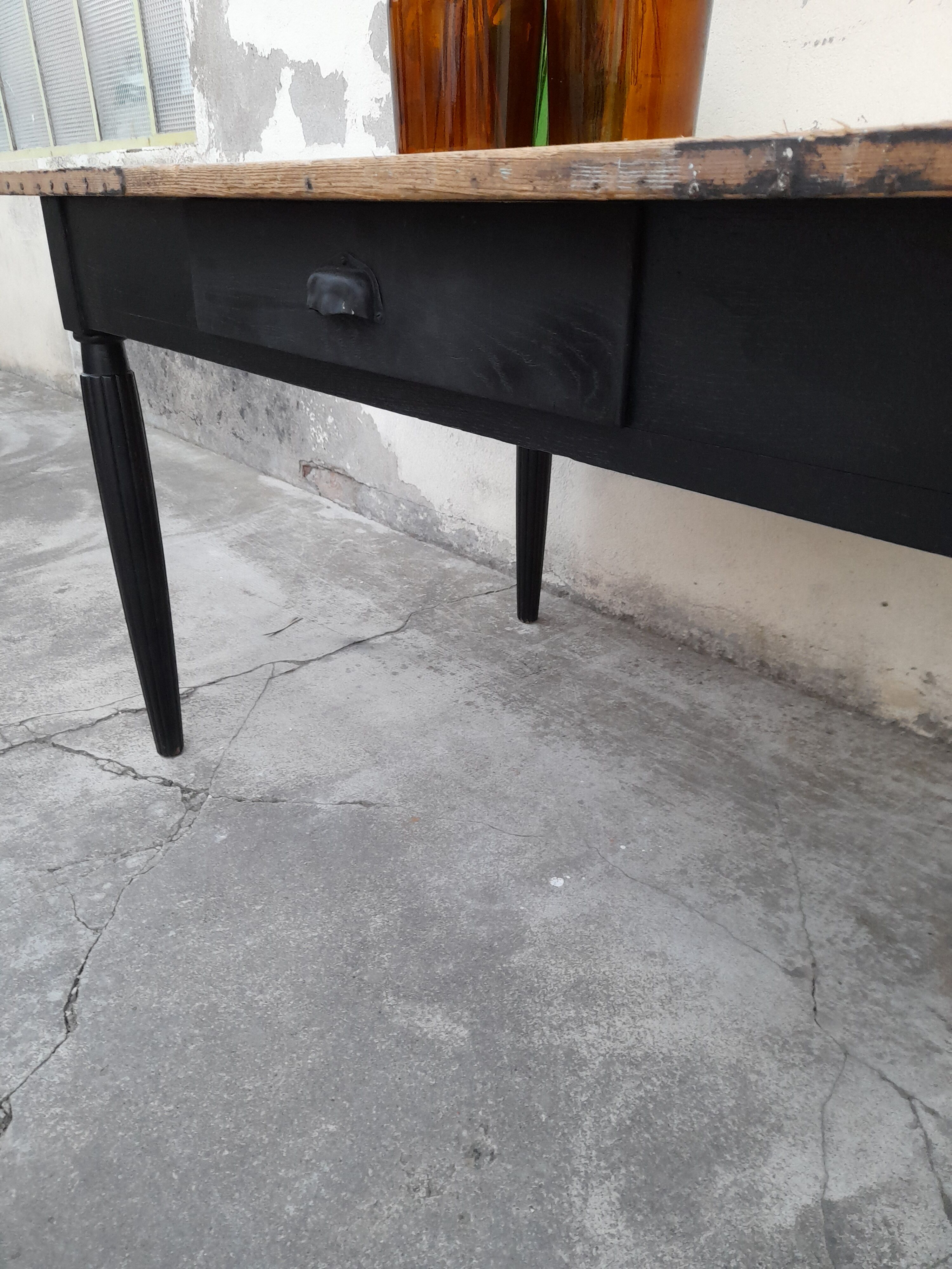 Table de ferme ancienne patiné noir -1m30