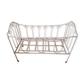 child bed in wrought iron