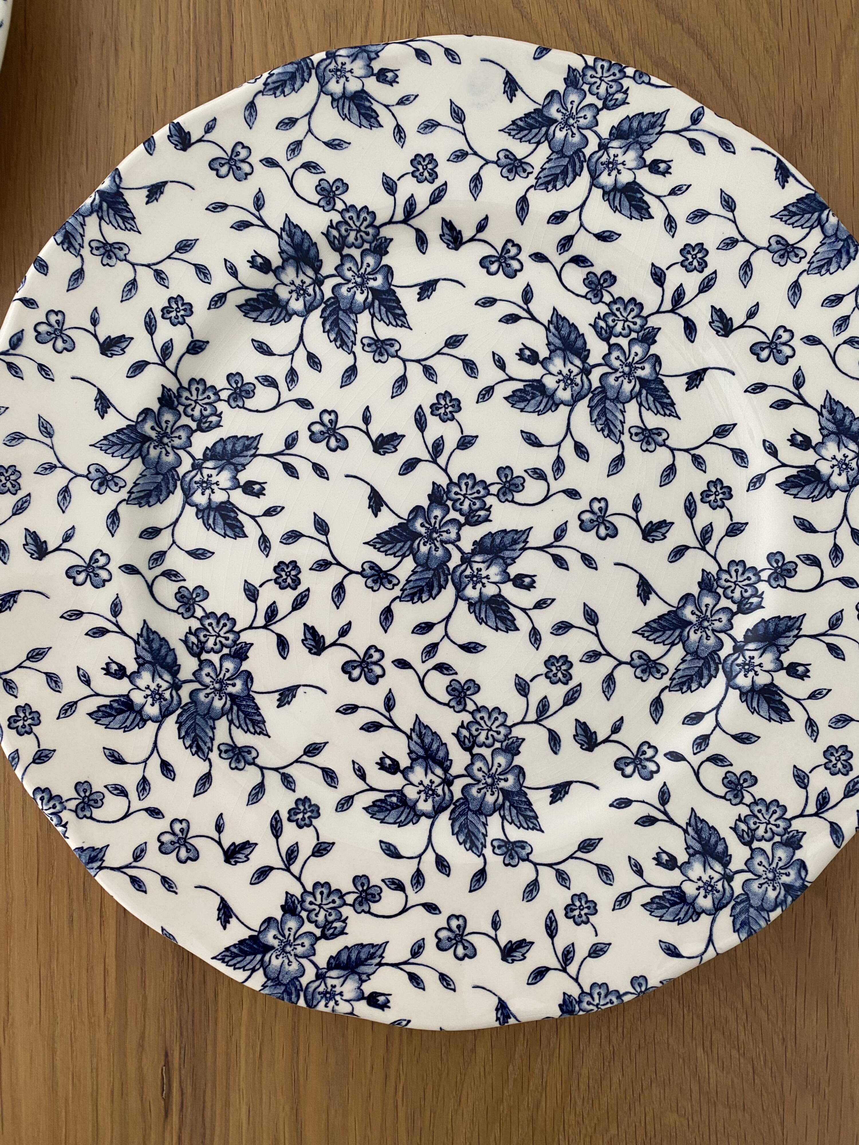 Royal Tudor “Bouquet” Plate