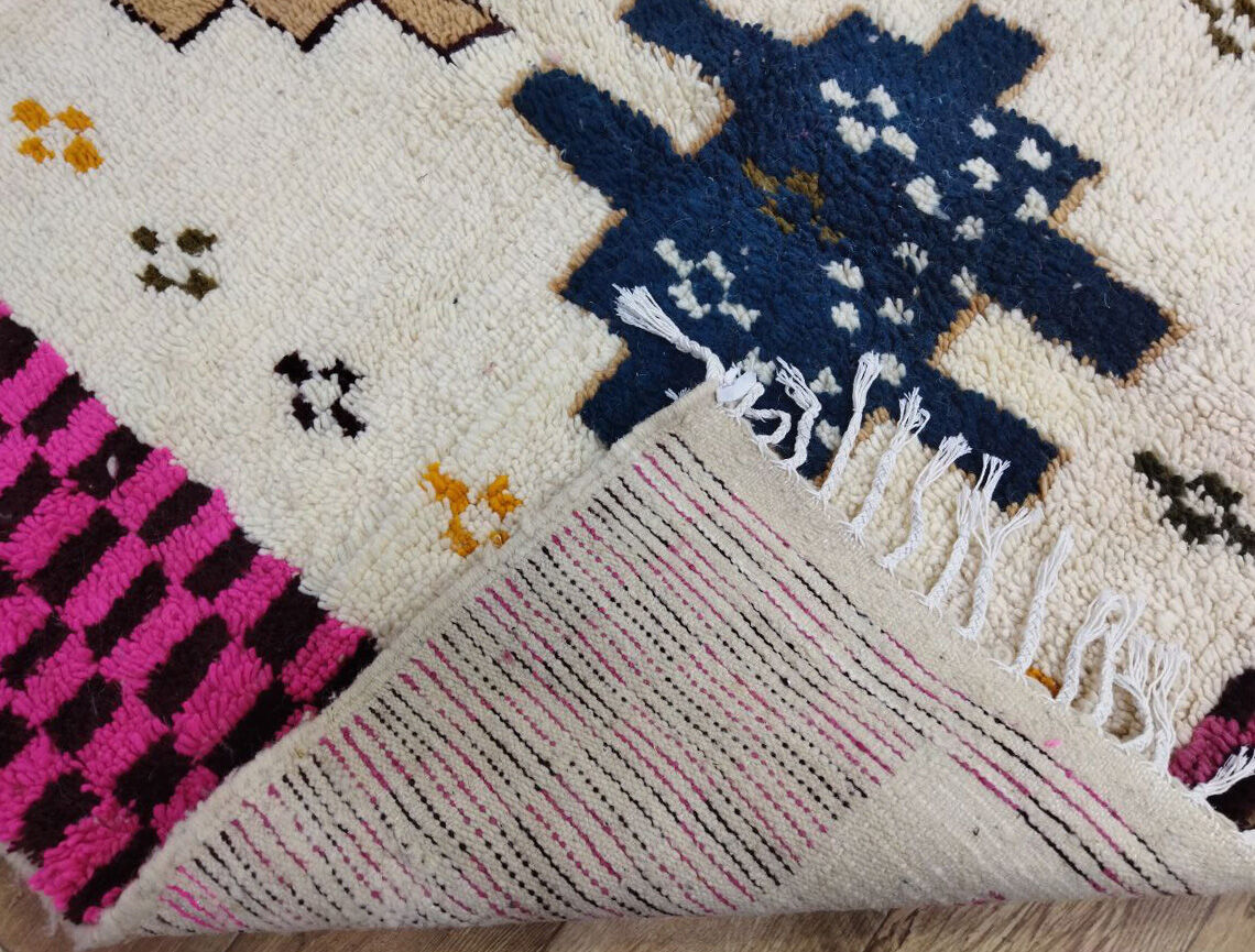 Unique moroccan carpet 256x150cm