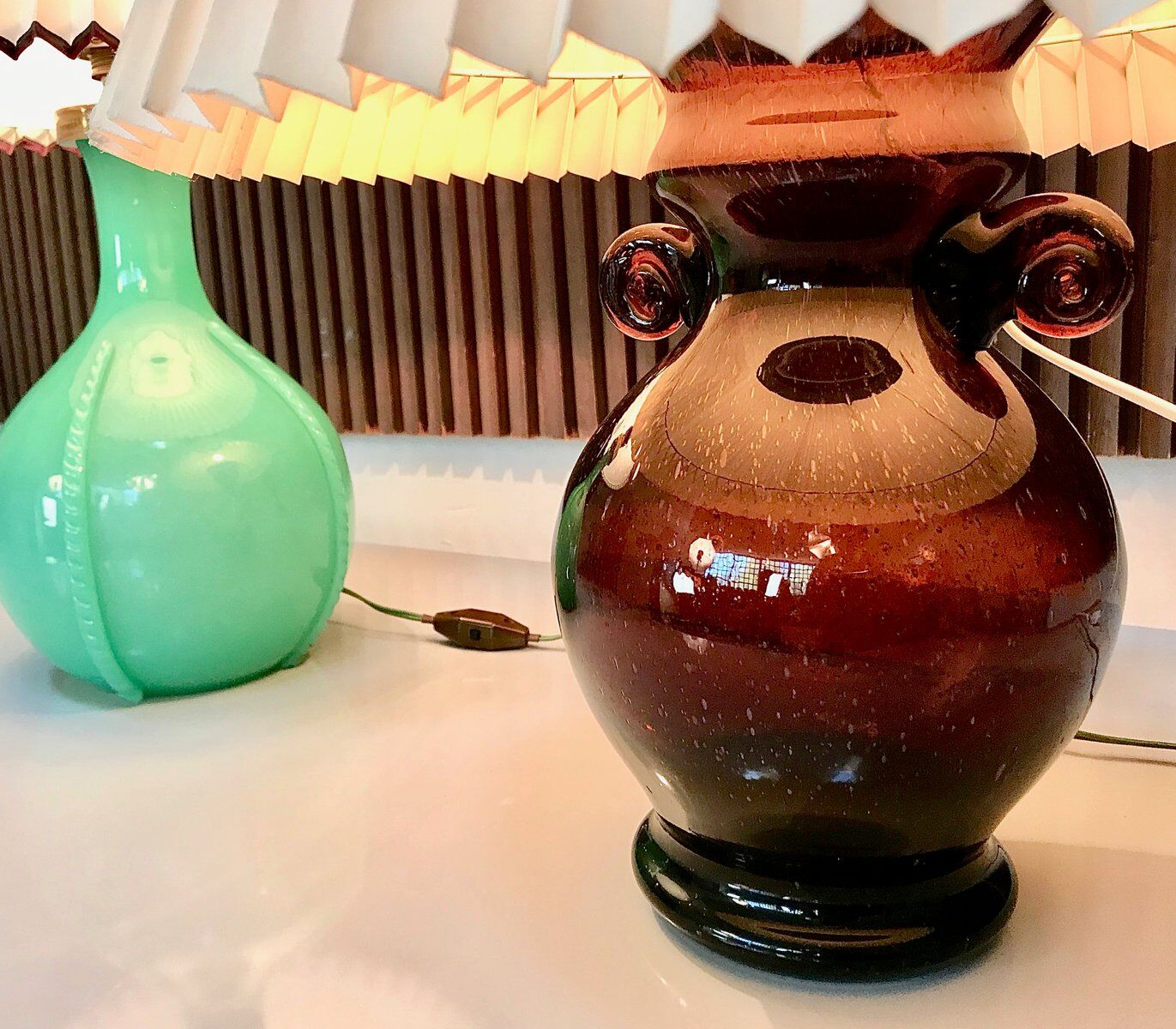 Vintage Italian Murano glass amphora-shaped table lamp, 1950s