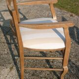 Low back armrest chair