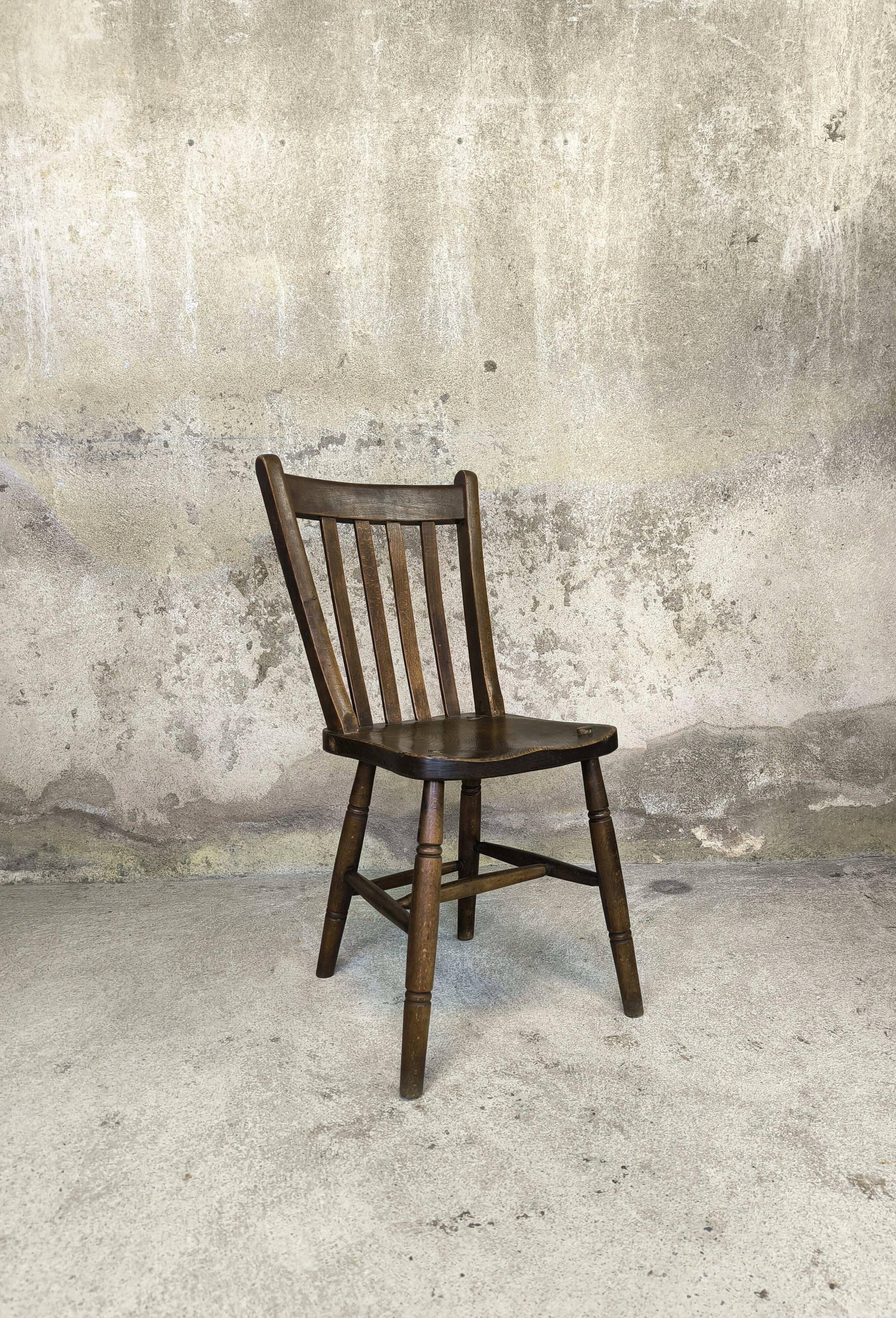 Vintage English wooden chair from 1917