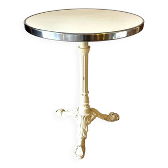 Bistro table in cast iron and beige melamine
