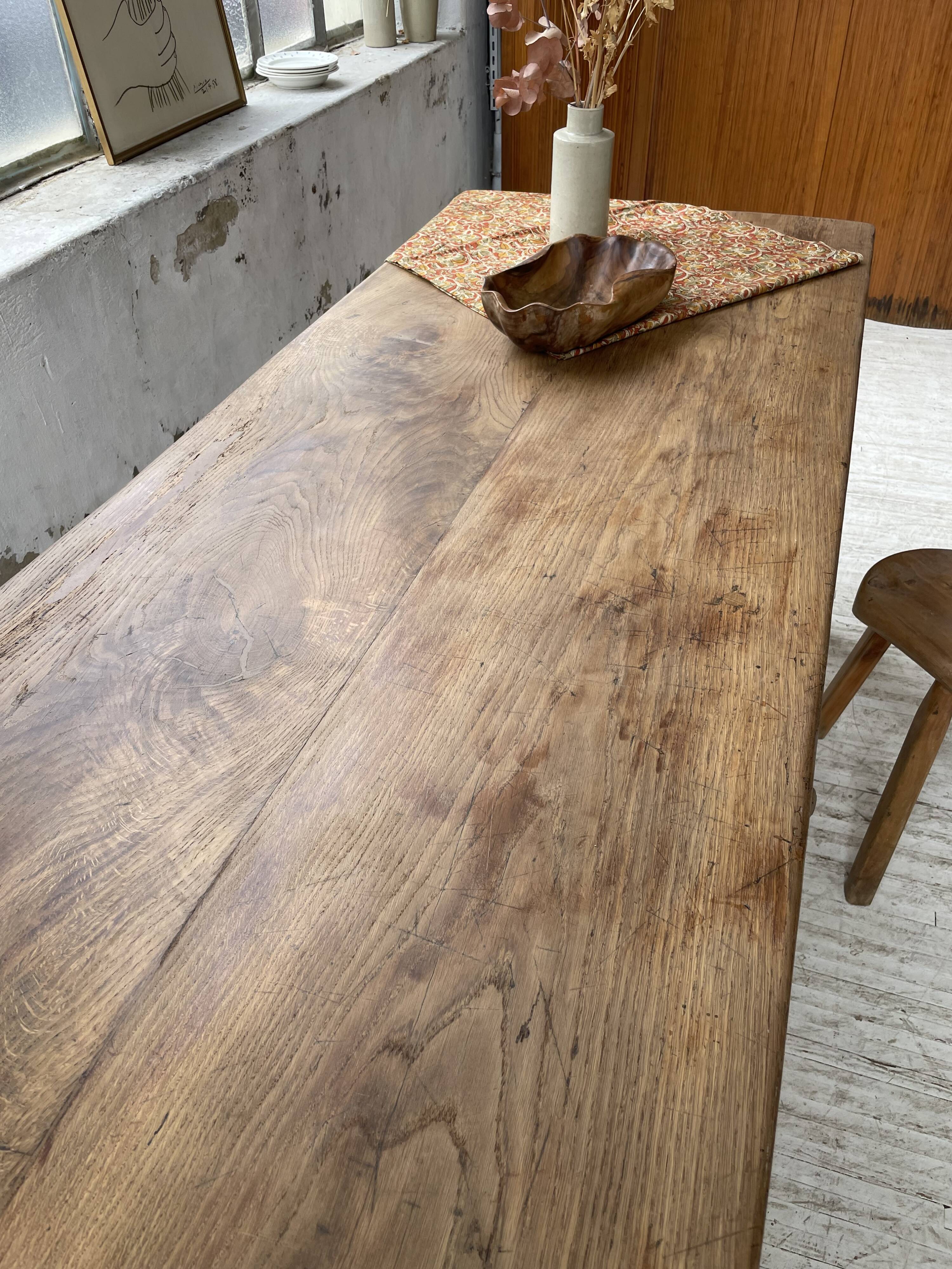Farmhouse table in oak and walnut 2m