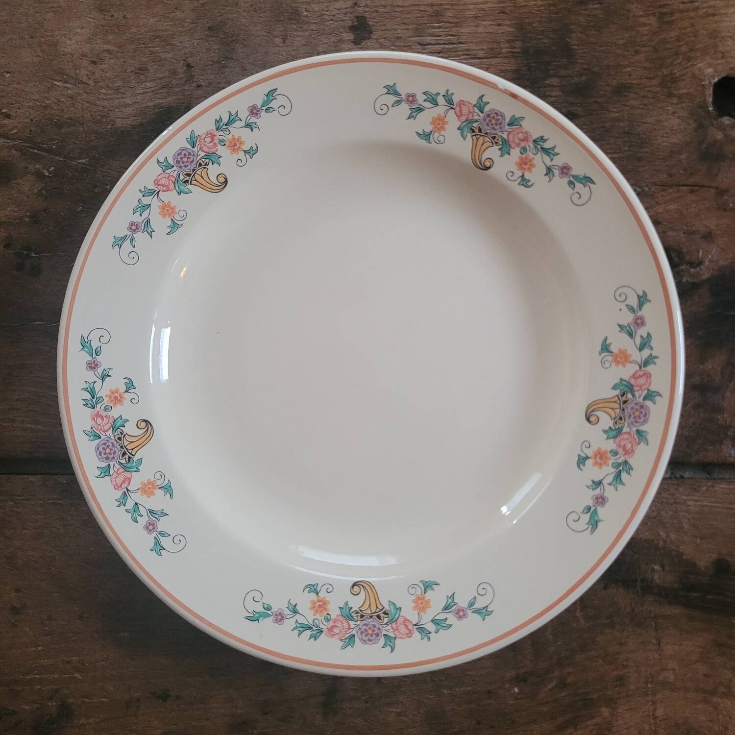 Saint-Clément round dish – floral horns of plenty decoration – 1960s