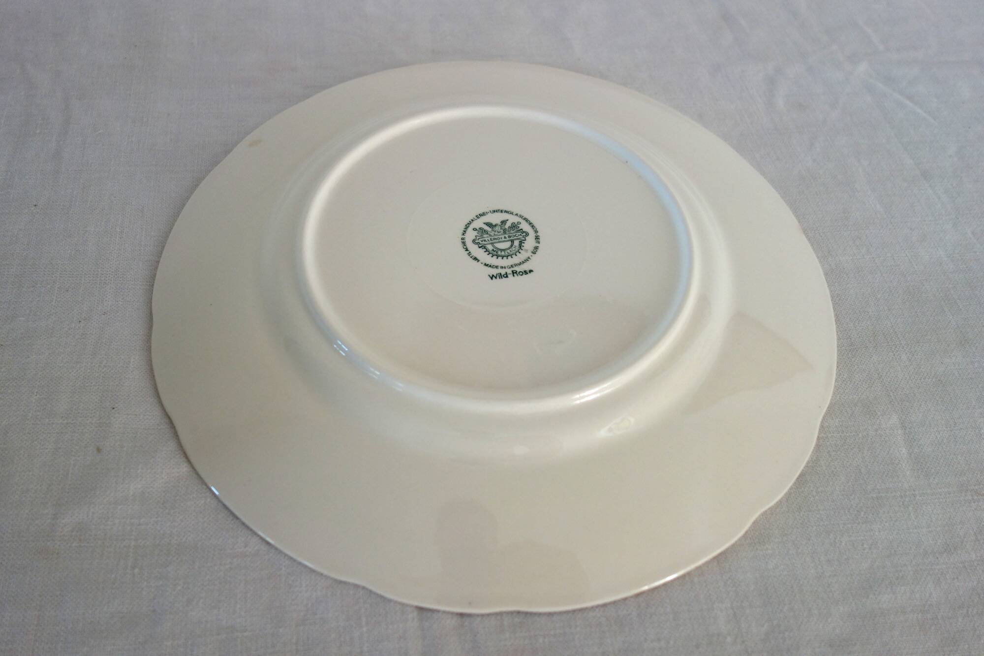 8 dessert plates Villeroy & Boch "Wild Rose", 1970