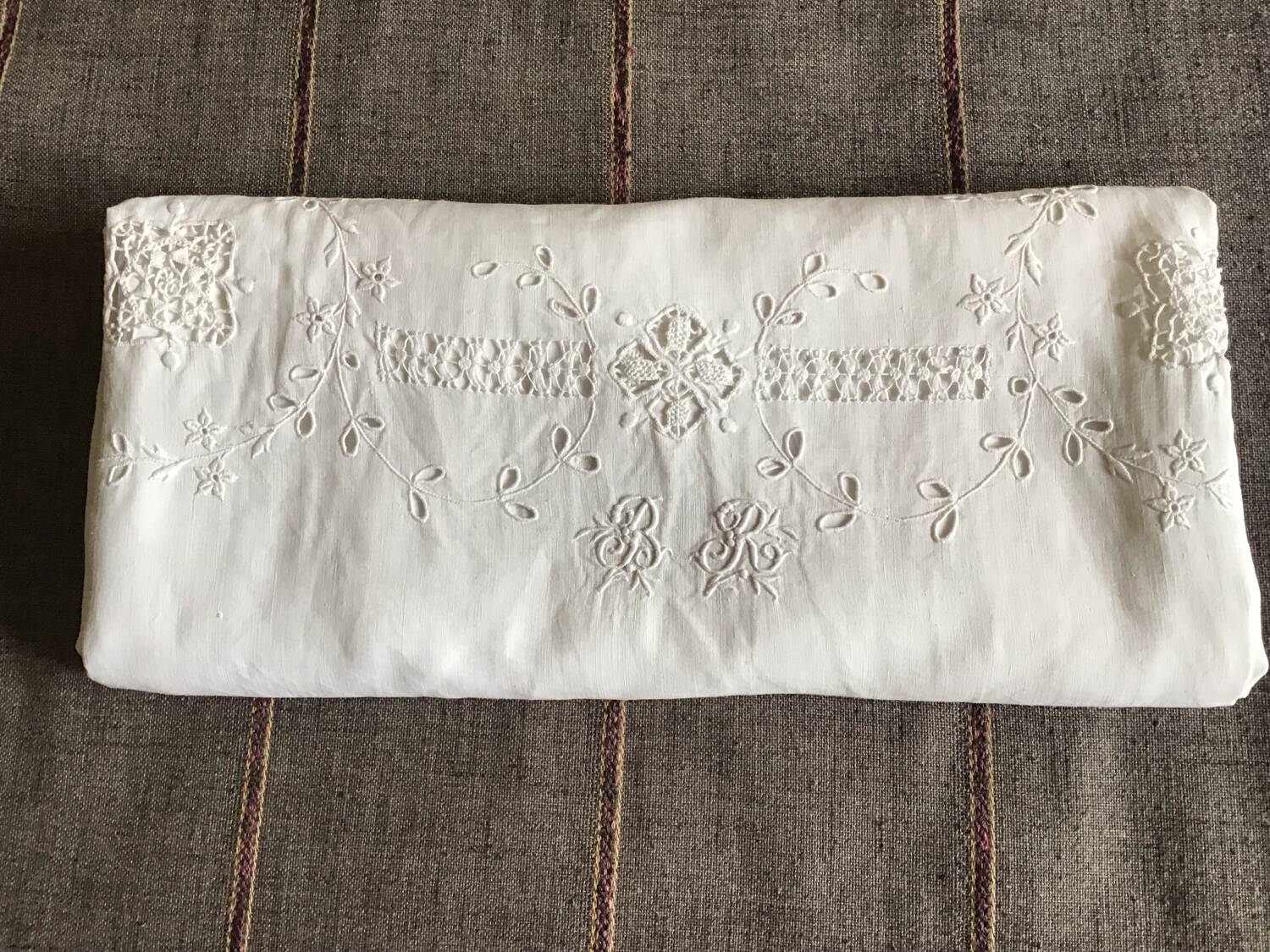 Nappe de réception en lin blanc BR 2mx2m10