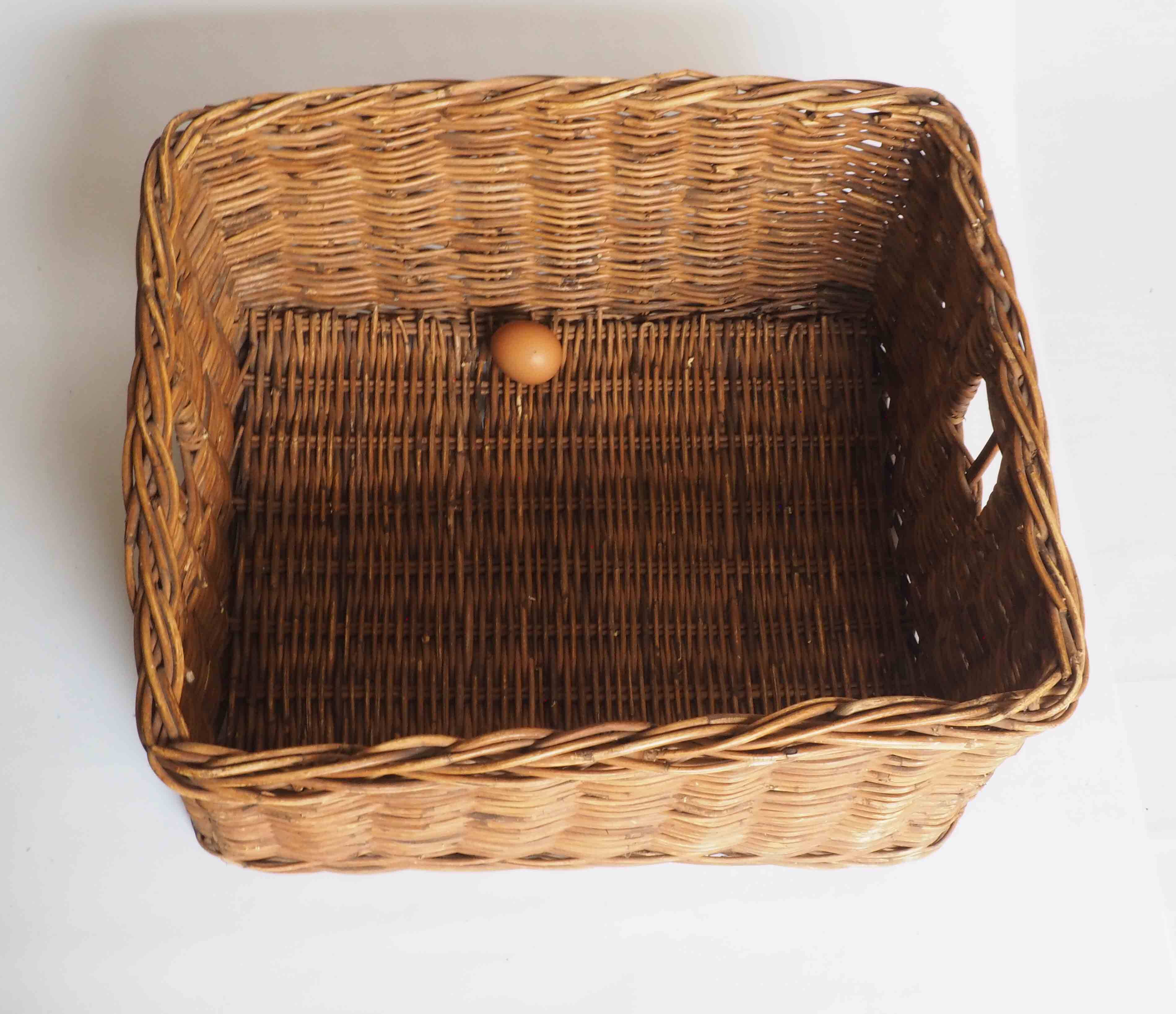 Rattan locker type basket