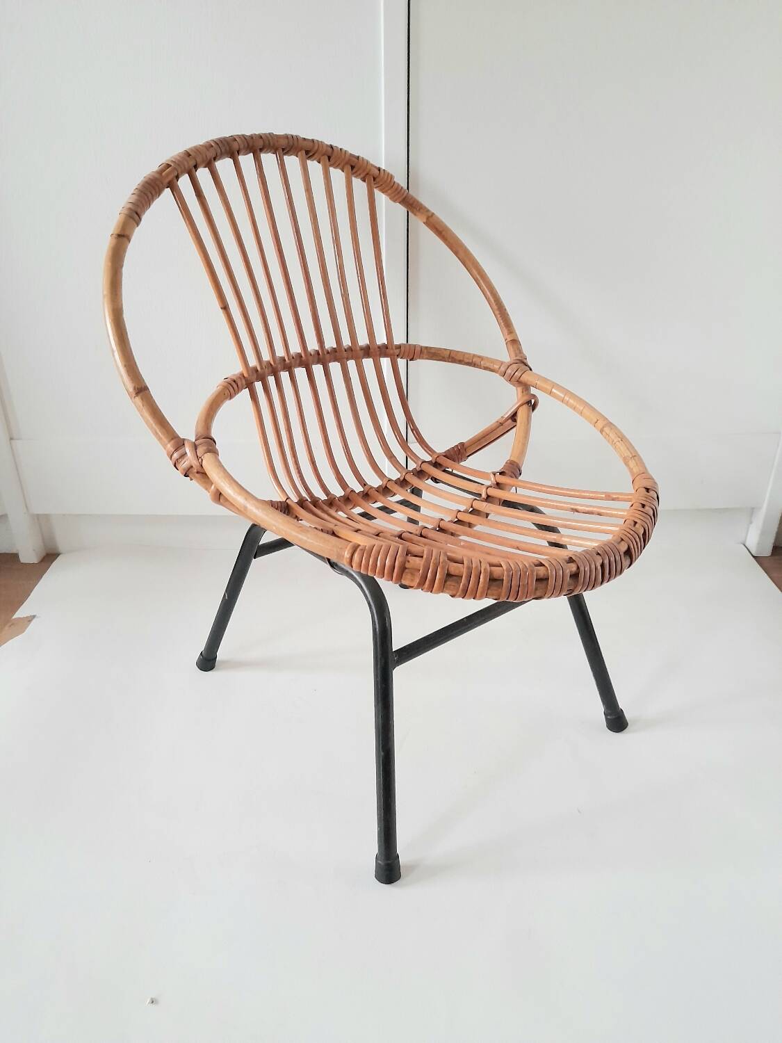Rattan children's armchair