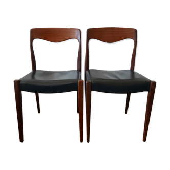 Pair of Scandinavian teak chairs by Niels O. Moller circa 1950