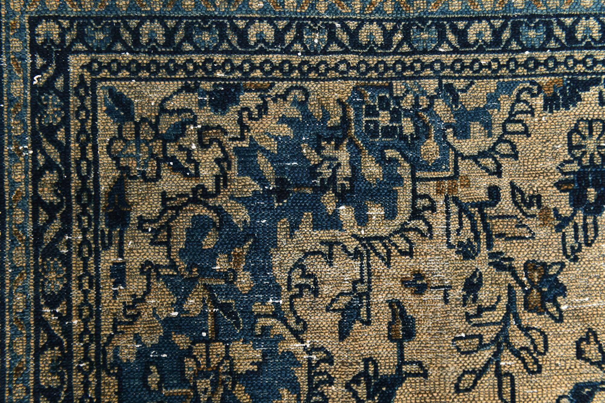 Classic Pattern Navy Blue Persian Rug, 311x402Cm