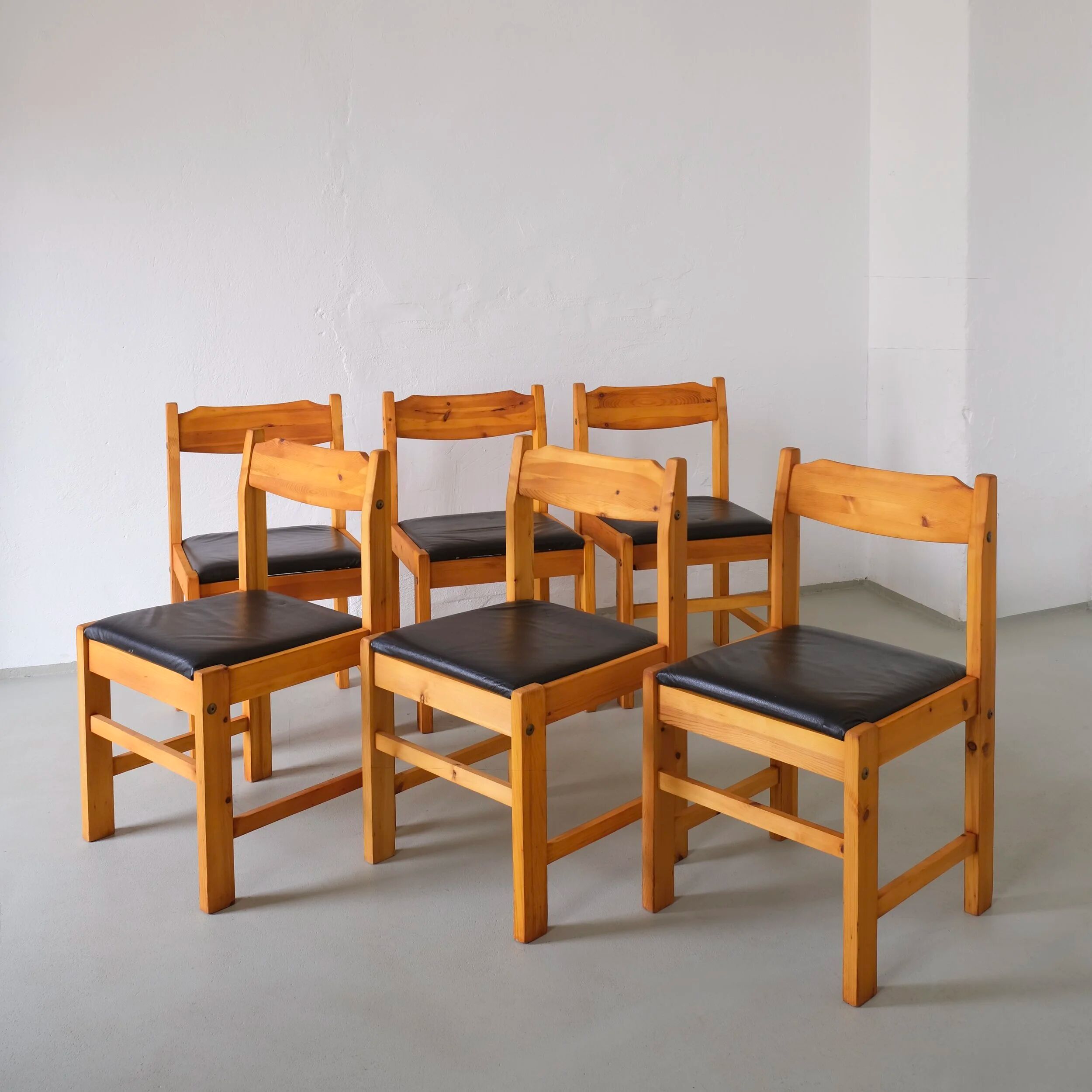 6 chaises en pin massif minimalistes | Années 1970