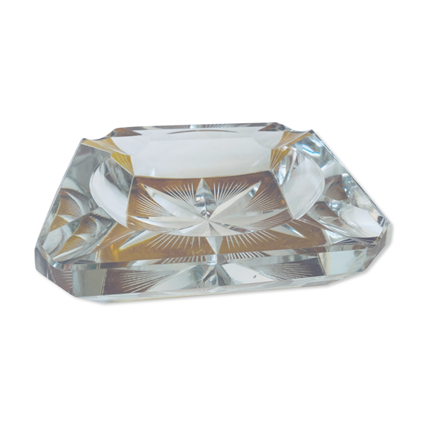 Art deco ashtray in cut crystal