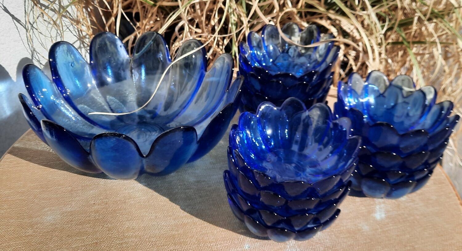 Salad bowl fruit cup vintage blue glass