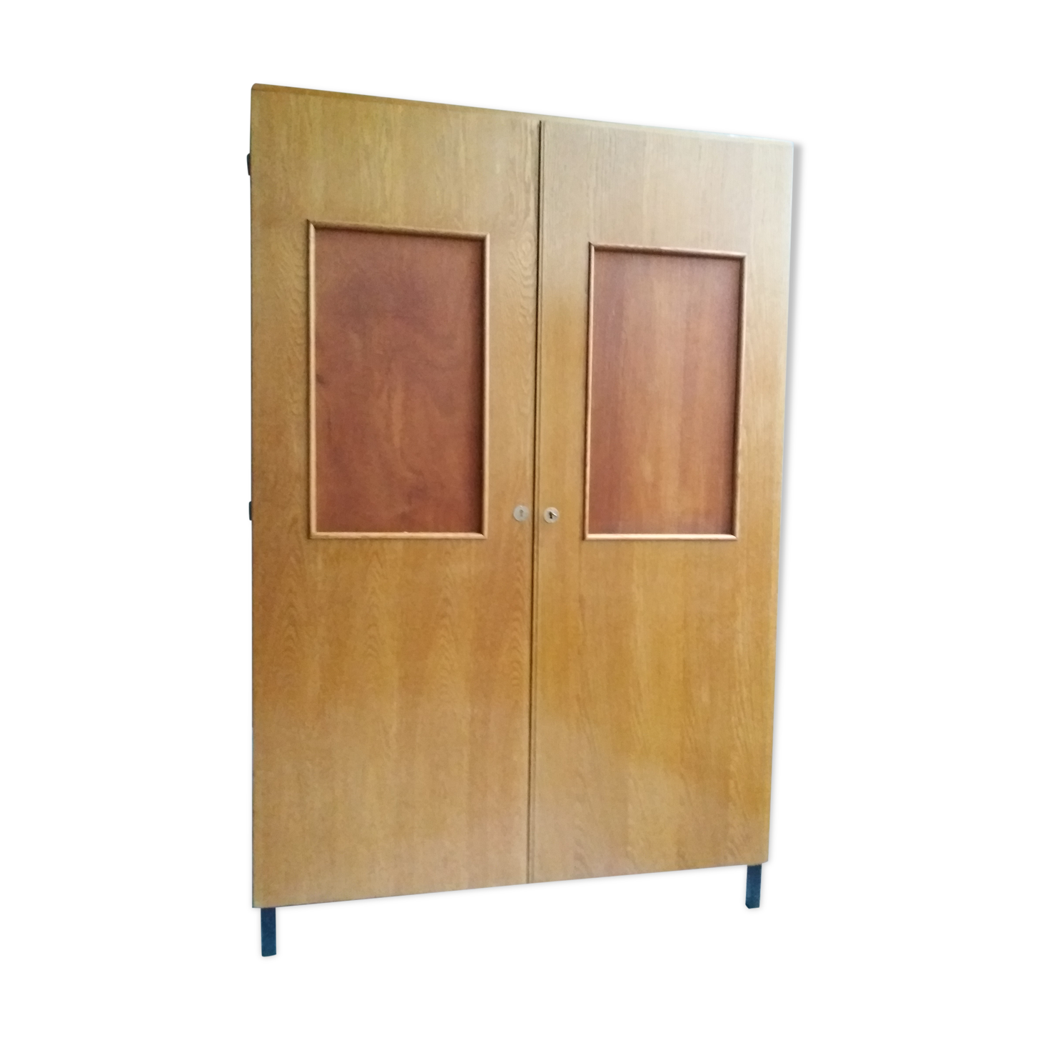 School vintage wardrobe