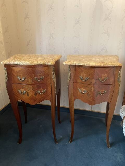 2 louis xv style bedside tables
