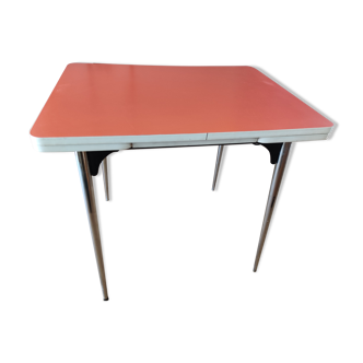 Table year 70 in orange Formica