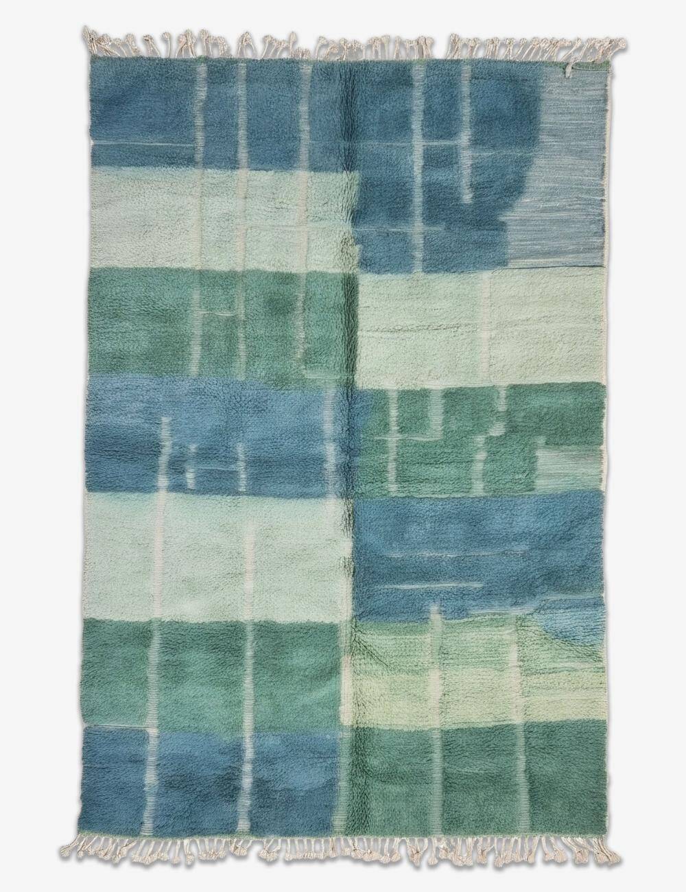 Contemporary Green Carpet - 349 x 246 cm