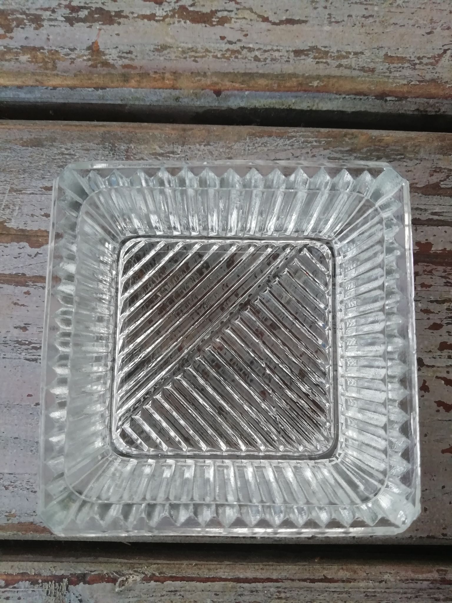 Ramequin chiseled glass
