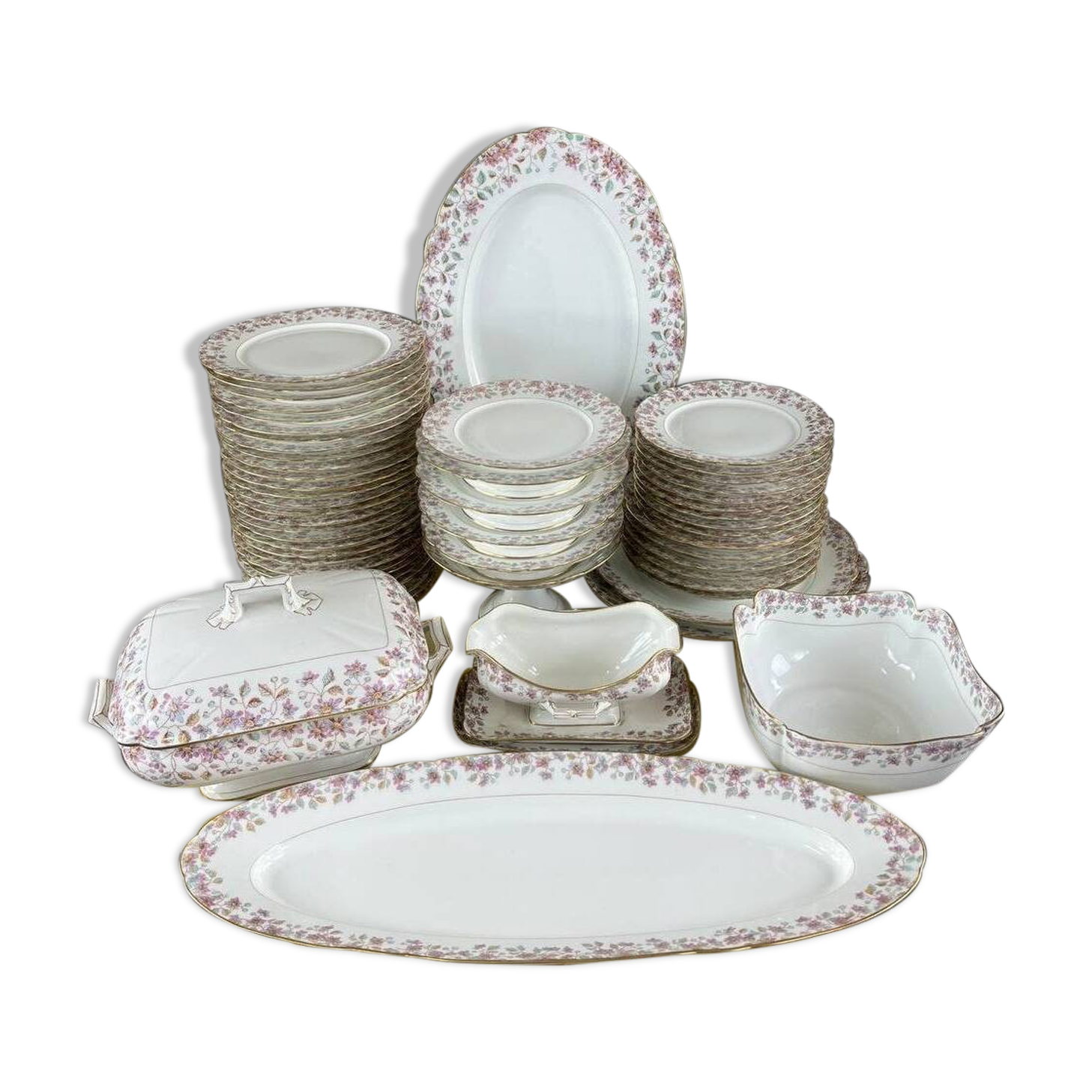Pillivuyt & cie porcelain service 59 pieces, 19th century