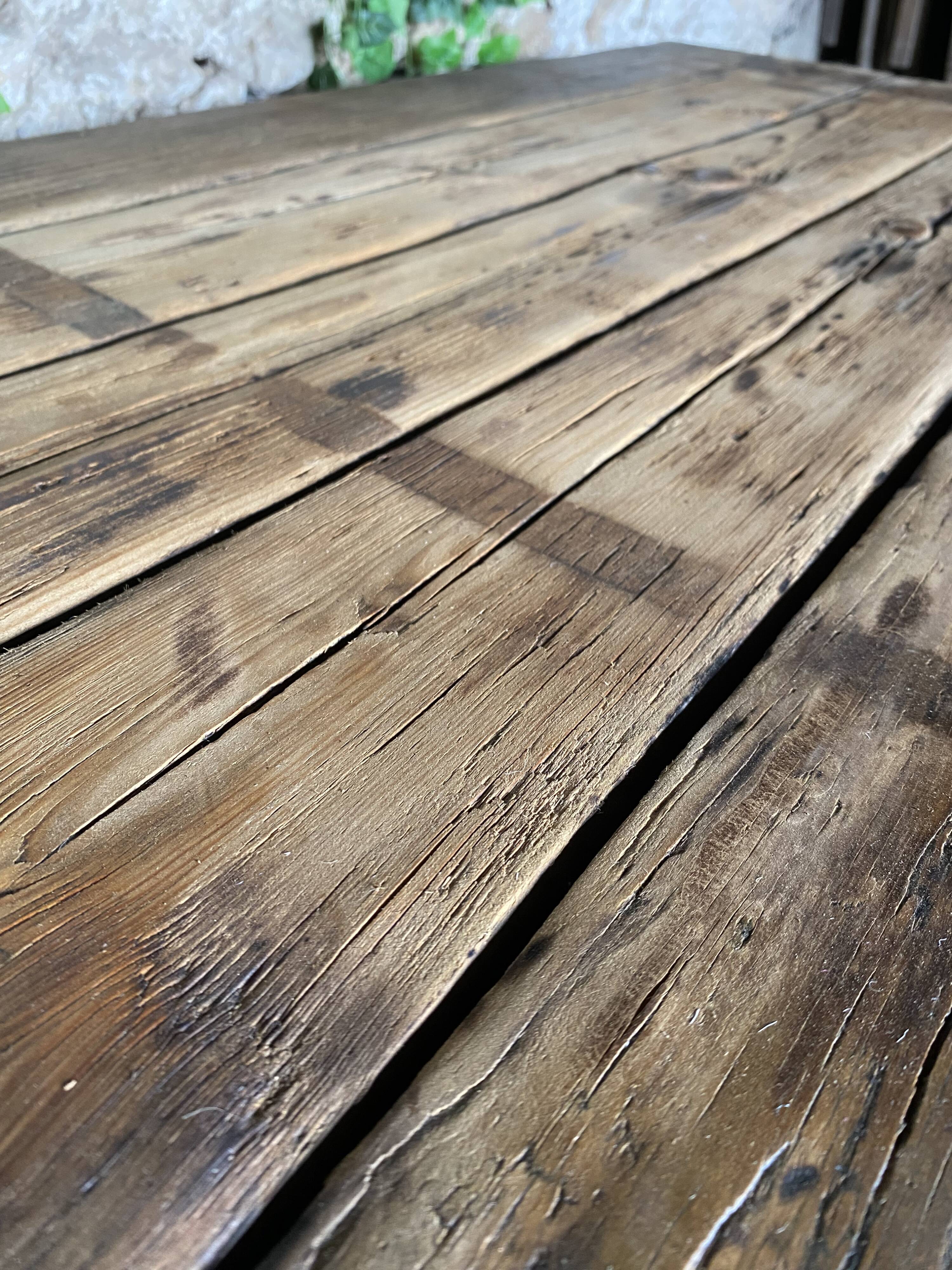 Metal and wood drawer unit