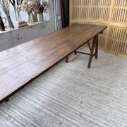 XXL trestle farm table 4m and its benches