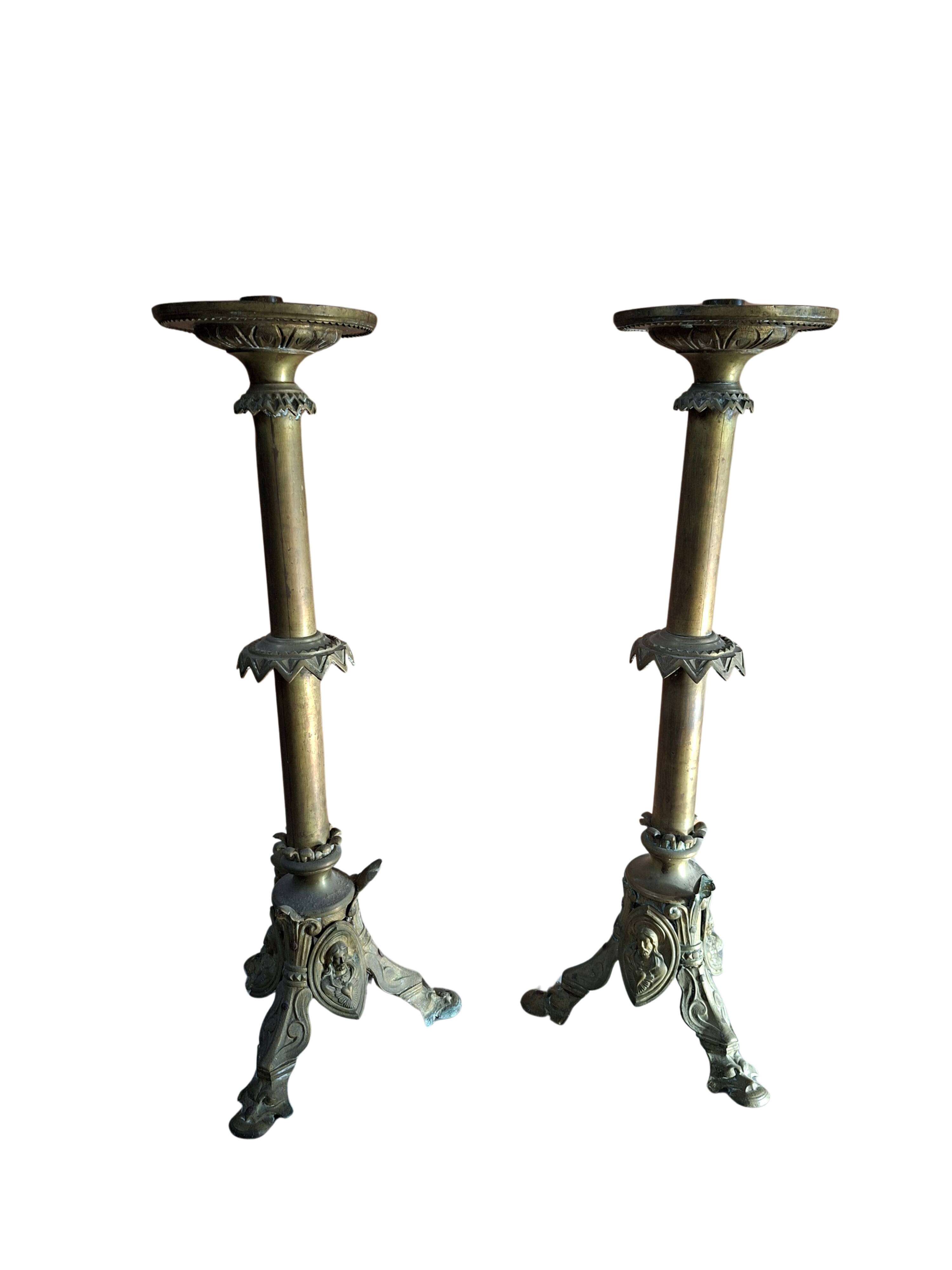 Coppia Candelabri d'Altare Antichi in BRONZO Stile Neogotico H 60 cm