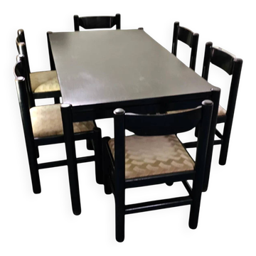 Ensemble de salle à manger rare / Italie / années 1970 / bois massif peint en noir / 6 chaises / table assortie