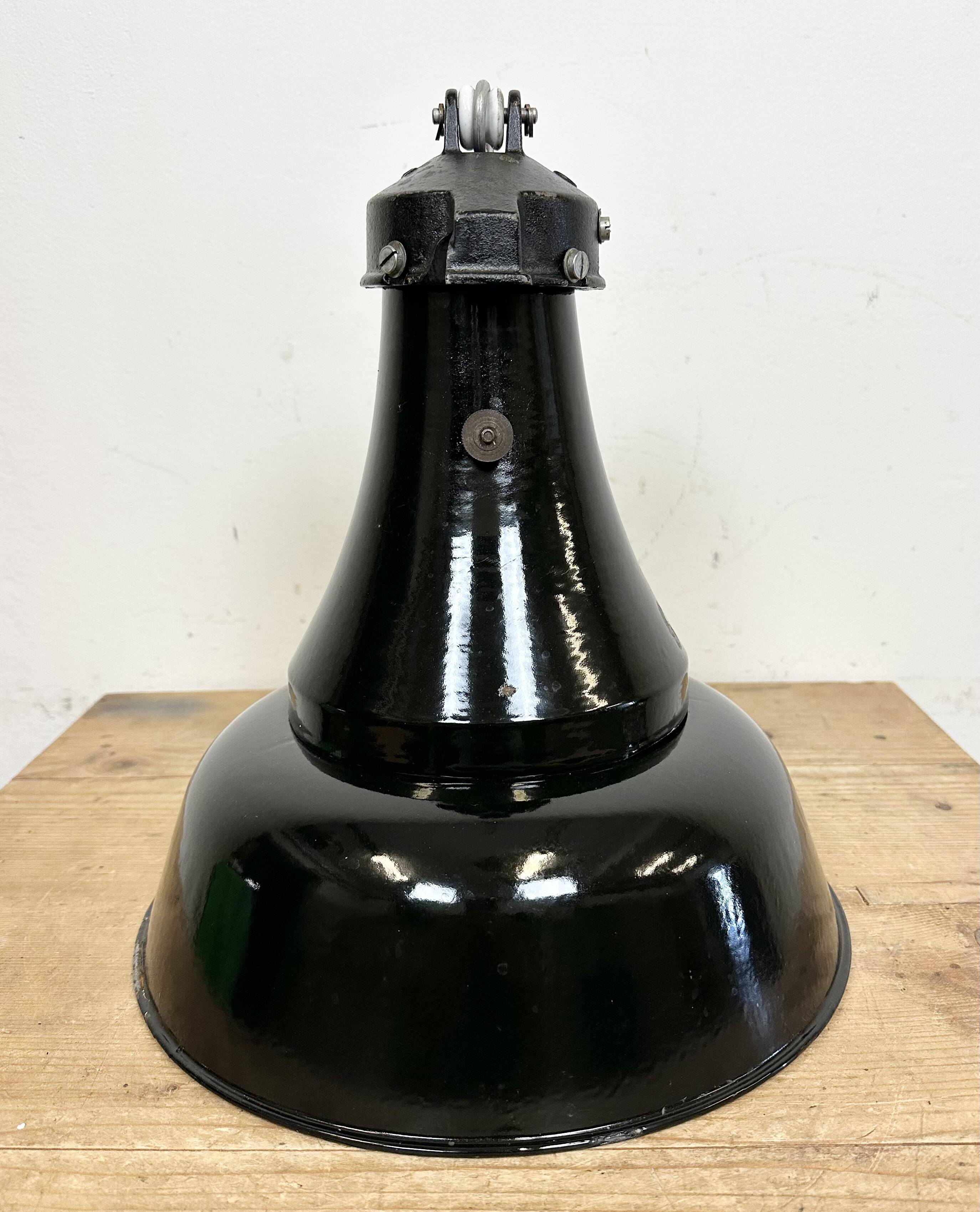Industrial Black Enamel Bauhaus Pendant Lamp, 1930s