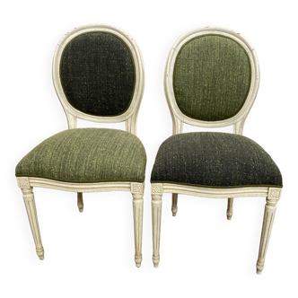 Medallion chairs