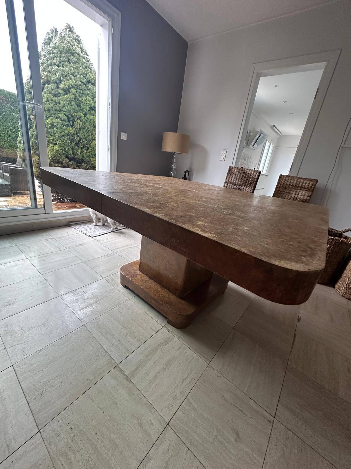 Art Deco table in amboyna burl