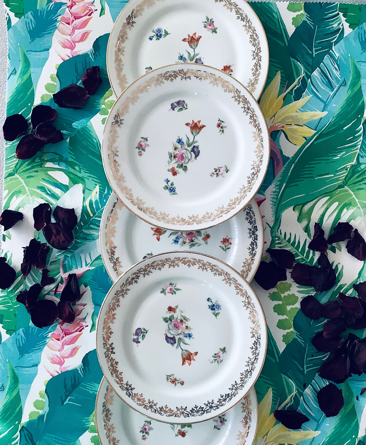 Dessert plates 9