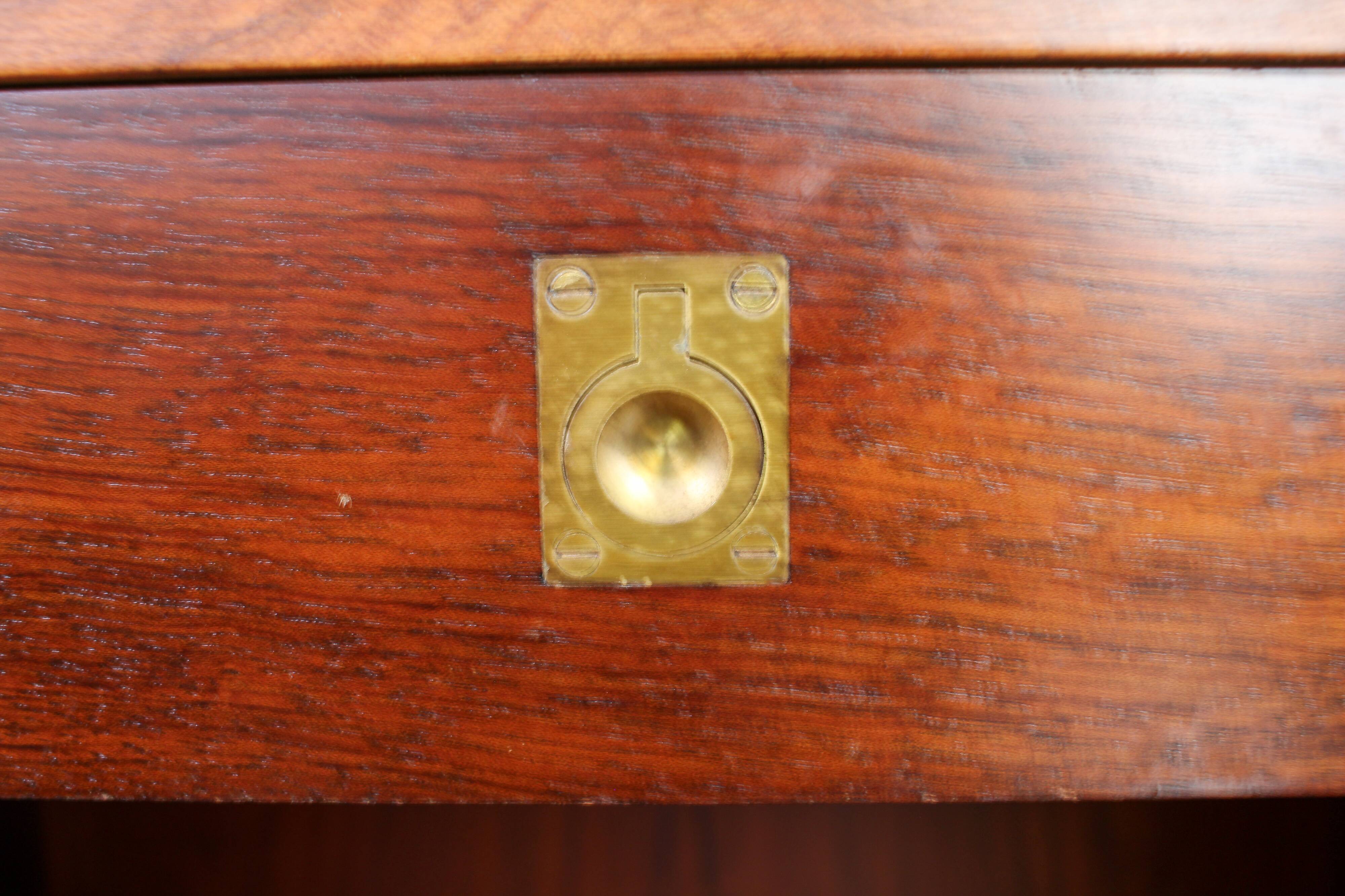 Un bar de capitaine Drylund 7712 vintage des années 50 en palissandre.