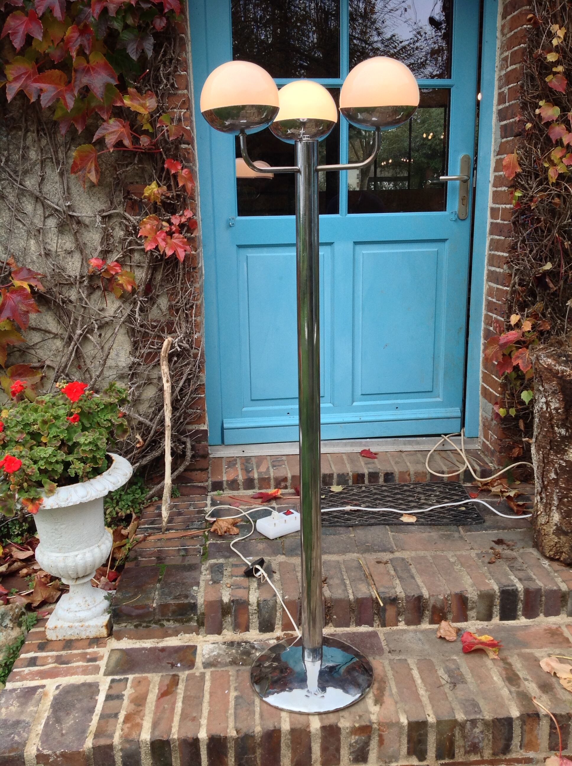 Vintage chrome floor lamp, 70s