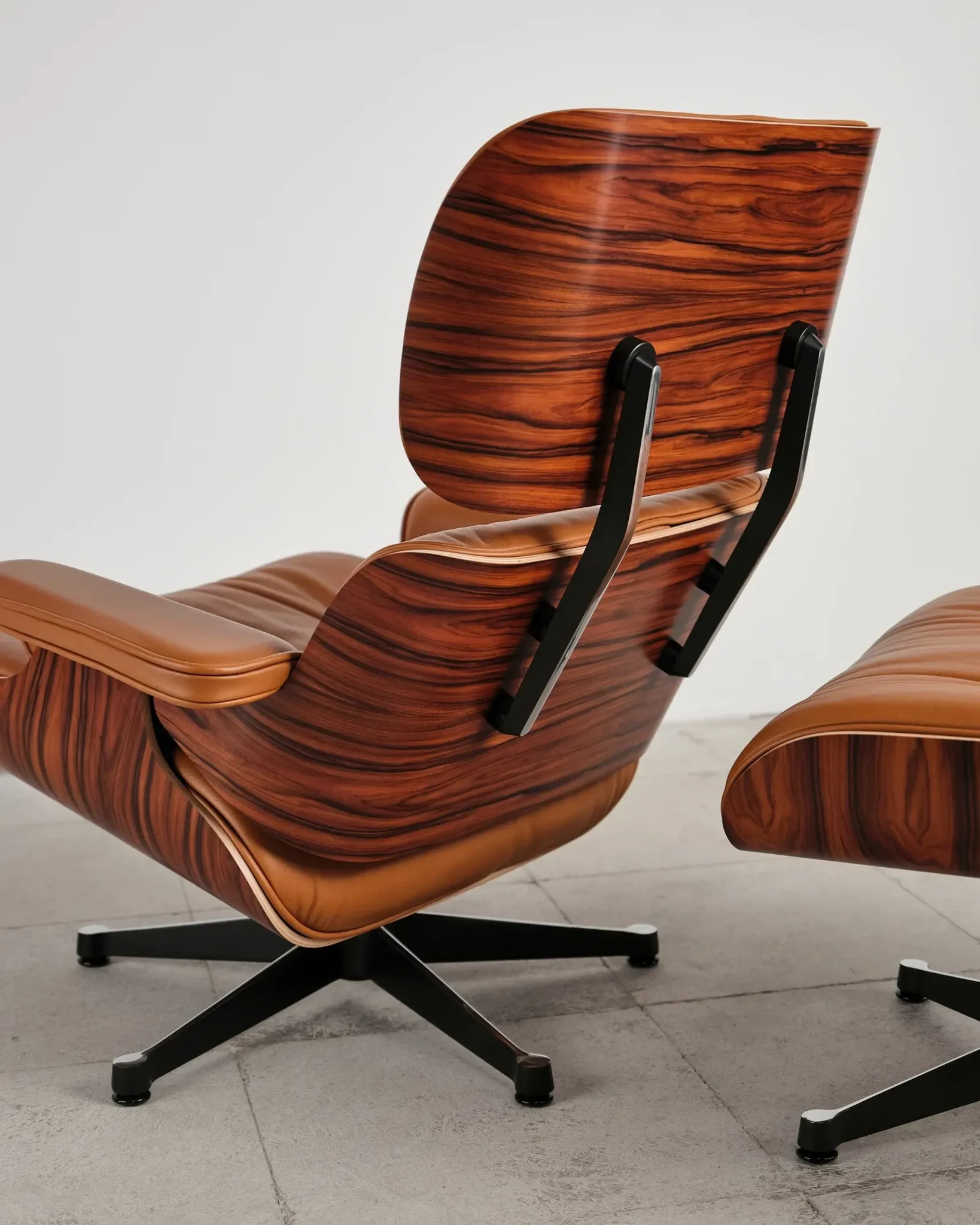 Lounge Chair and ottoman in rosewood by Charles & Ray Eames, Vitra