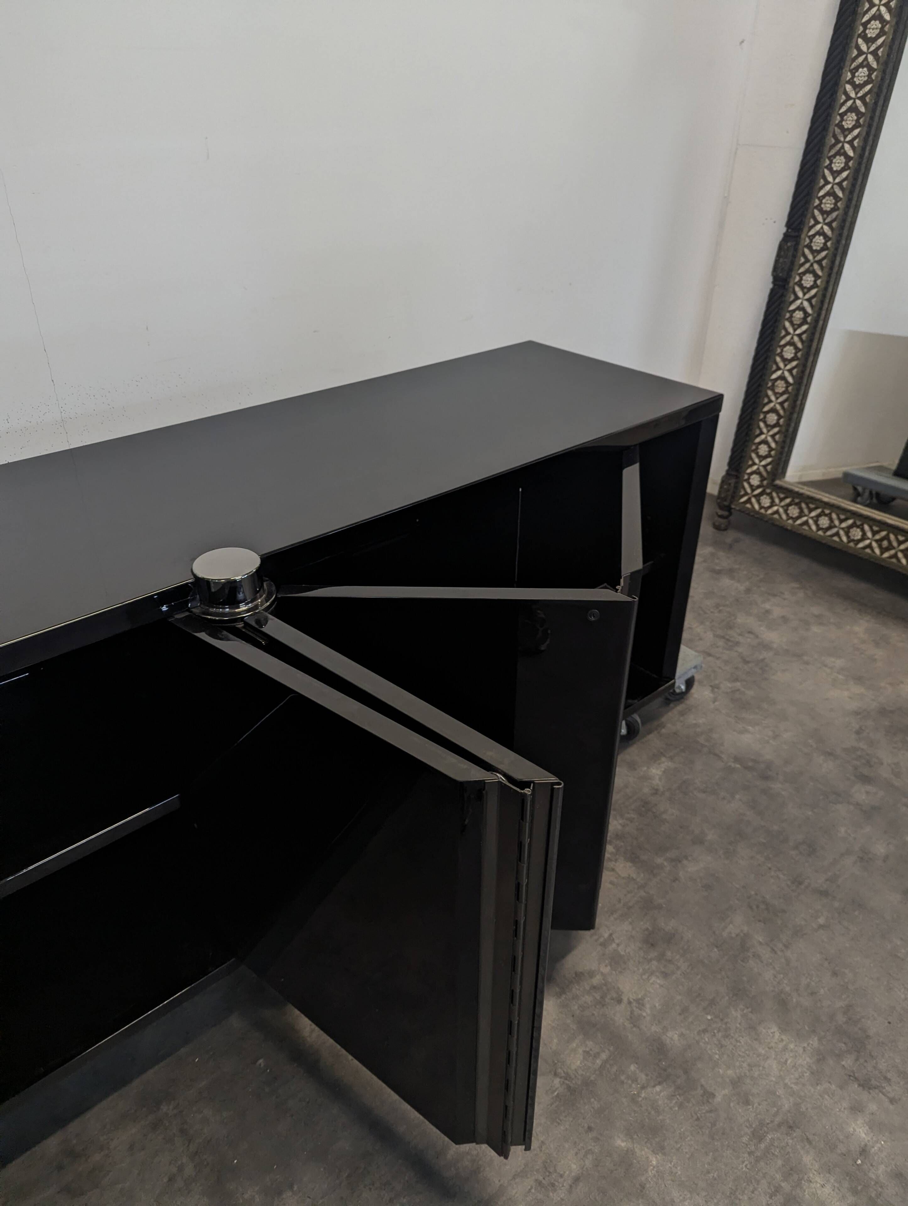 Enfilade Porch design éditée par Castelli
