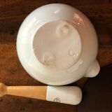 Porcelain mortar with pestle