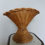 Rattan basket wicker vase cut