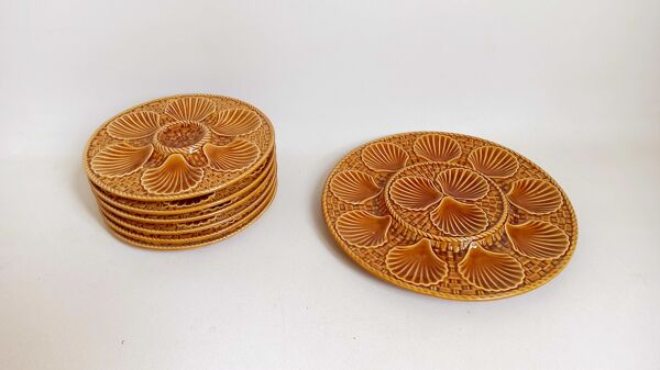 Service 1 plat avec 6 assiettes à huÎtres caramel Longchamp